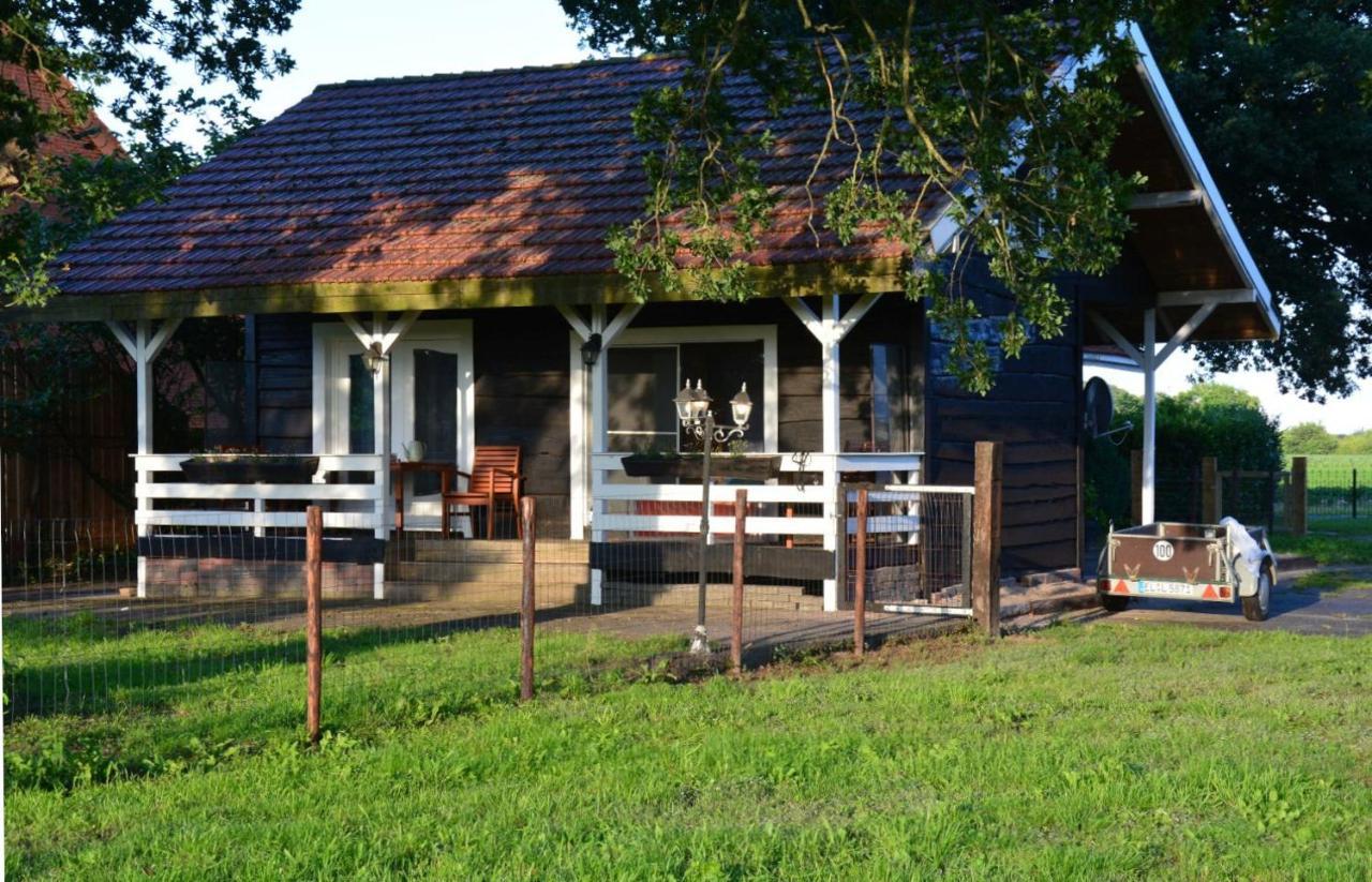 Ferienhaus Grafenland Dersum Bagian luar foto