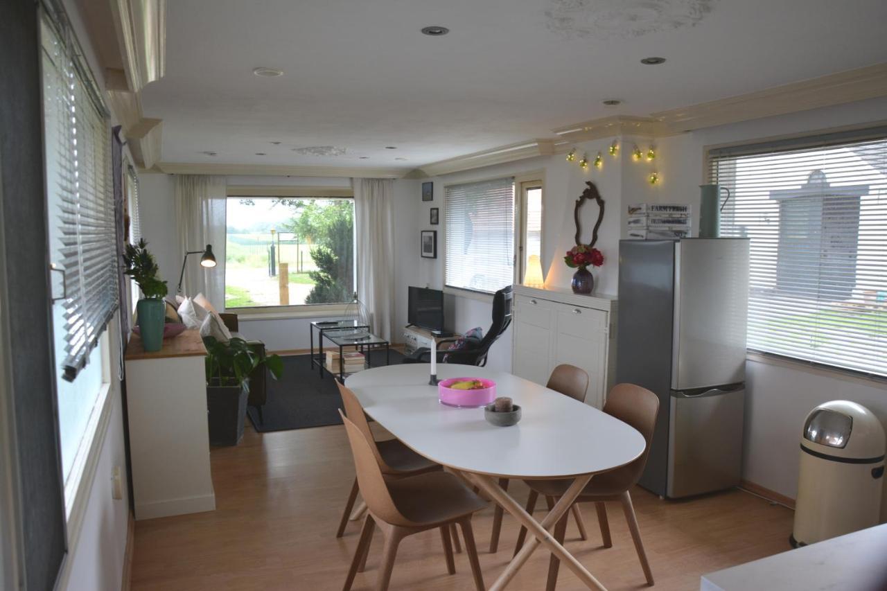 Ferienhaus Grafenland Dersum Bagian luar foto